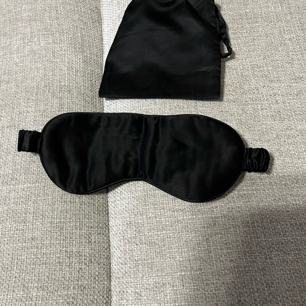 Silk Eye Mask - Black